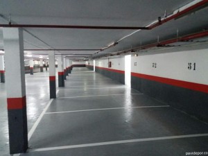 limpieza de garajes en Valencia - parking vacío
