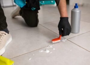 Limpieza de fin de obra en Valencia - Cepillo