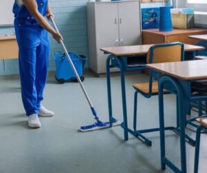 Limpieza de colegios en Valencia - Verde