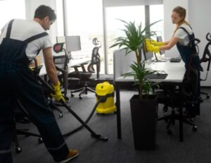 Empresa de limpieza barata en Valencia - Oficina